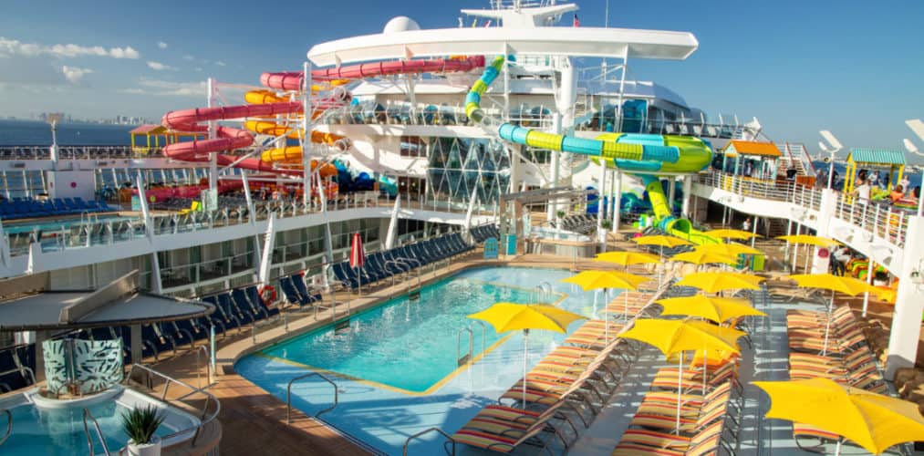 Oasis of the Seas Caribbean Pool Deck